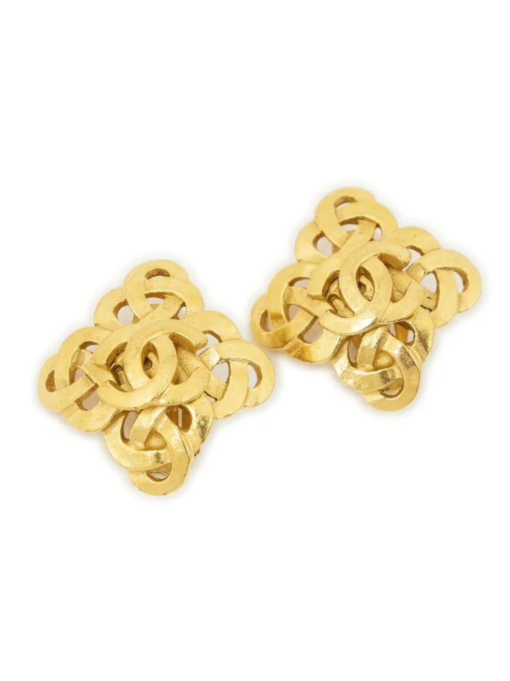 Chanel CC Quatrefoil Knot Clip on Earrings Gold Plated